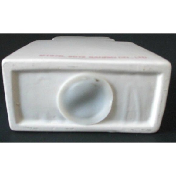 Sanrio Hello Kitty Bank 2012 - Picture 6 of 6